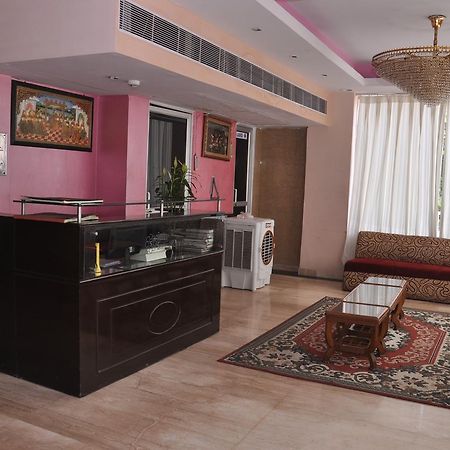 Hotel Samrat Kaushambi غازي أباد المظهر الخارجي الصورة