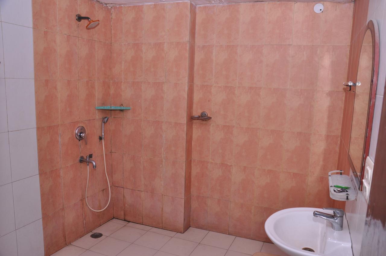 Hotel Samrat Kaushambi غازي أباد المظهر الخارجي الصورة